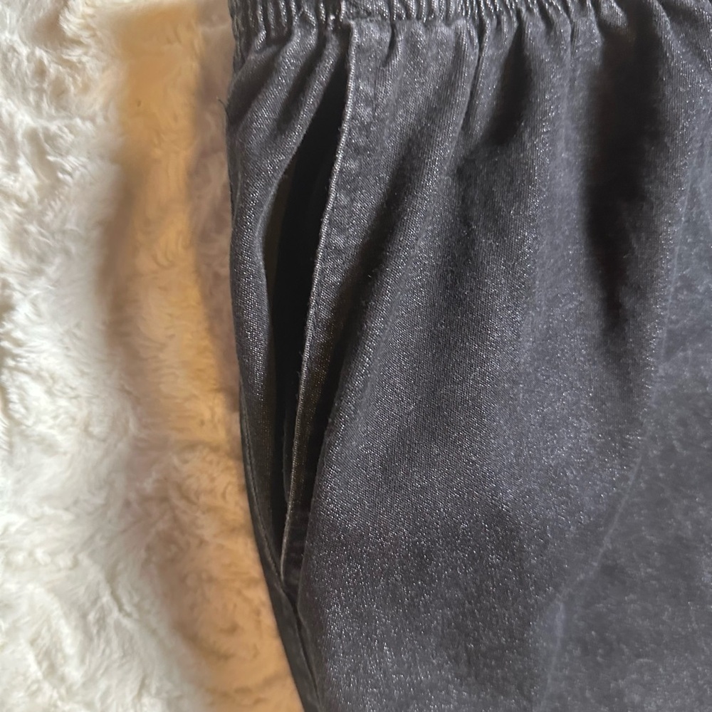 Alfred Dunner Women’s Black Pull-On Pants Size 12 Stretch Comfort Waist - Picture 4 of 5